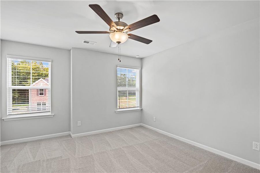 Spacious, unfurnished interior of a new home in Briar Creek, Atlanta (Image 11).