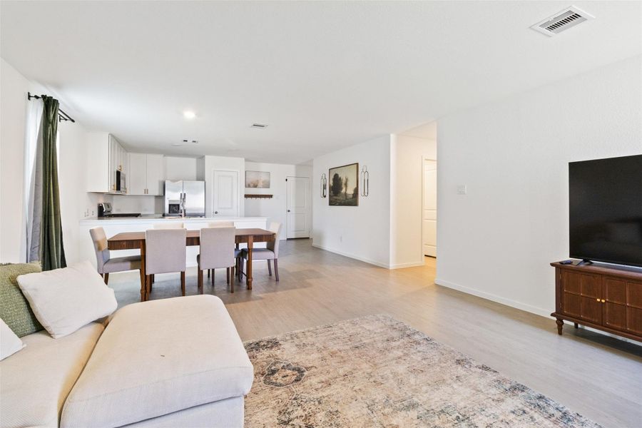 Furnished interior view inside a new home in Samara, League City (Image 9).