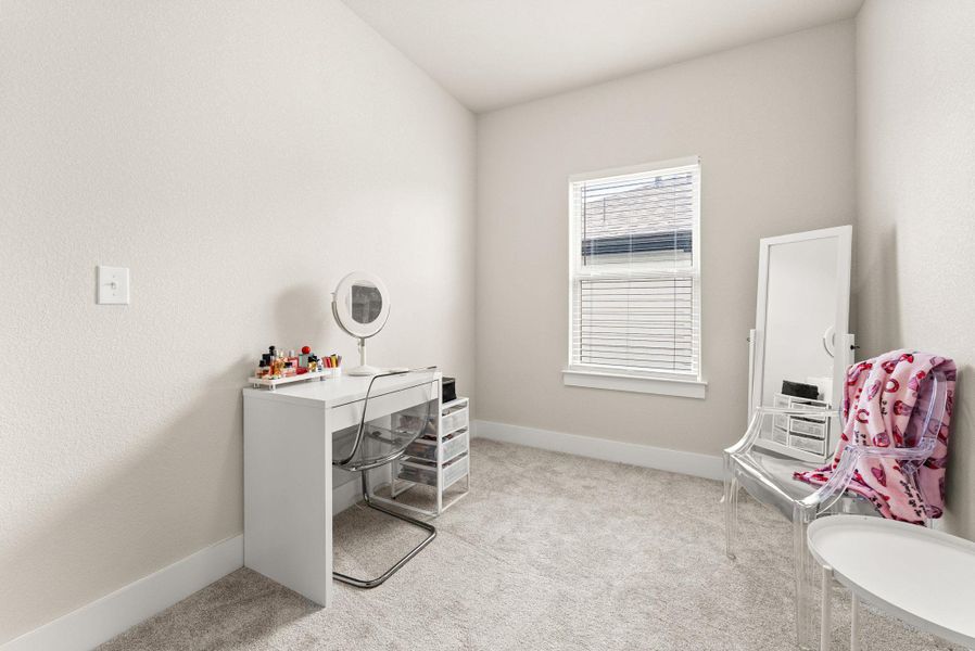 The flex room offers great options such as a workout studio, craft room, or junior office.