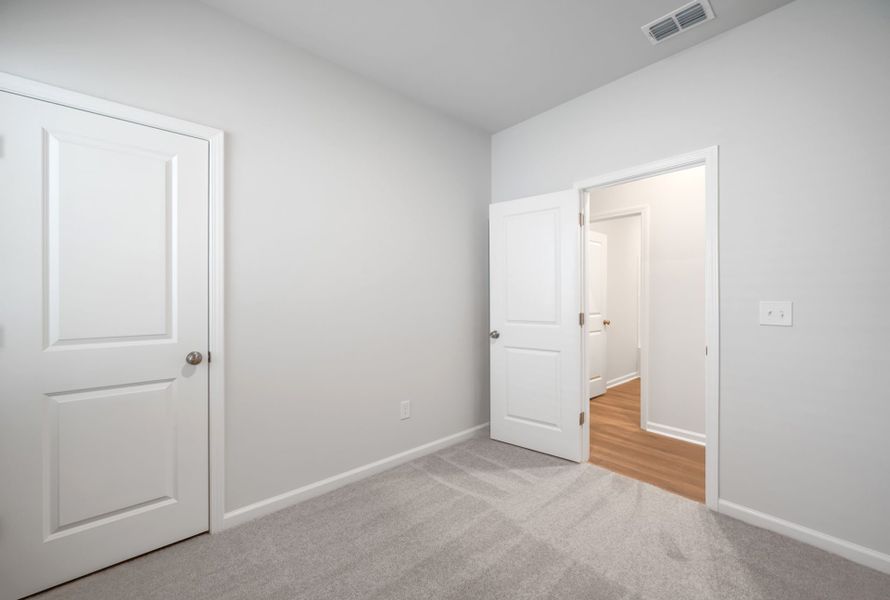 Spacious, unfurnished interior of a new home in Grand Arbor, Blythewood (Image 14).