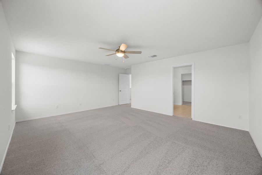 Spacious, unfurnished interior of a new home in Salerno - Heritage Collection, Round Rock (Image 26).