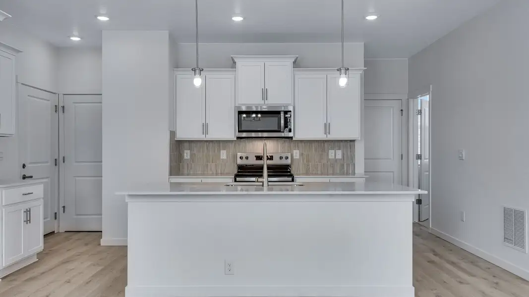 Furnished interior view inside a new home in Prairie Song, Windsor (Image 4).