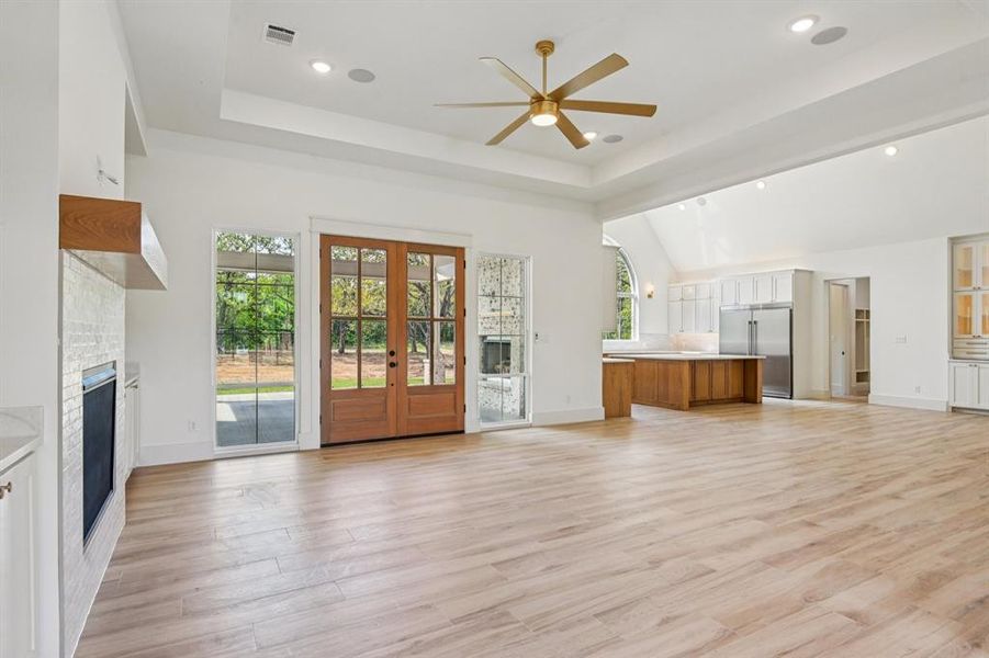 Spacious, unfurnished interior of a new home in , Burleson (Image 22).