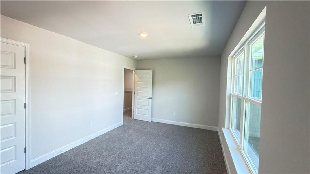Spacious, unfurnished interior of a new home in Habersham Meadows, Demorest (Image 32).