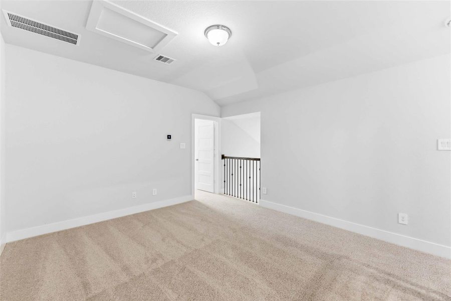 Spacious, unfurnished interior of a new home in Elyson, Katy (Image 22).