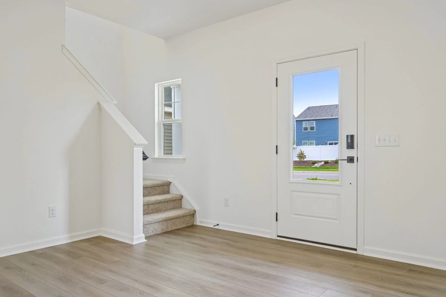 Representative images and renderings are for illustrative purposes. Actual structural options and design finishes of home may vary.