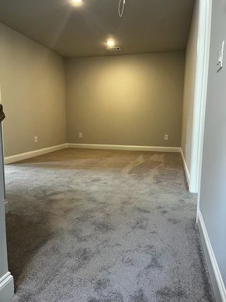 Image 32 of a home in Riversong.