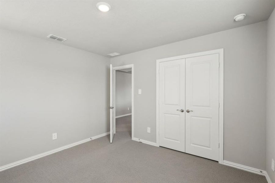 Photo is not of the actual home, but is an inspirational photo of builder’s model home and may depict options, furnishings, and/or decorator features that are not included.