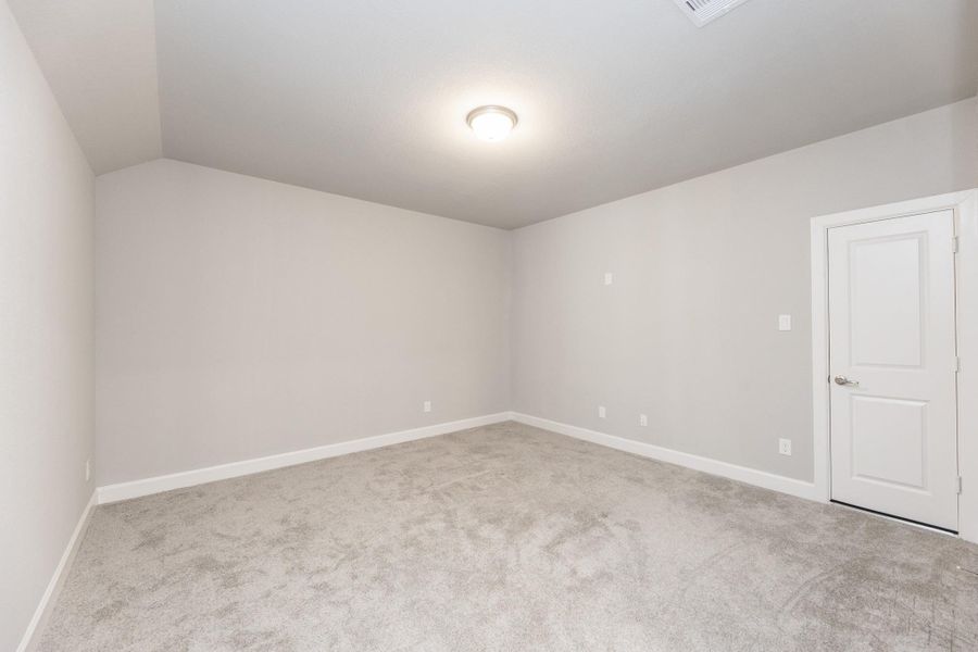 Spacious, unfurnished interior of a new home in Dunham Pointe - Enclave Collection, Cypress (Image 28).