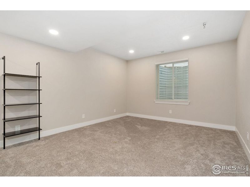 Spacious, unfurnished interior of a new home in , Timnath (Image 32).