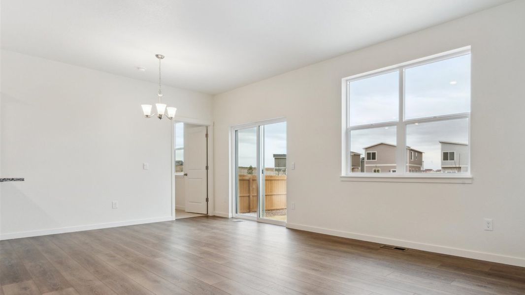 Spacious, unfurnished interior of a new home in Silver Peaks, Lochbuie (Image 13). Spacious, unfurnished interior of a new home in Silver Peaks, Lochbuie (Image 13).