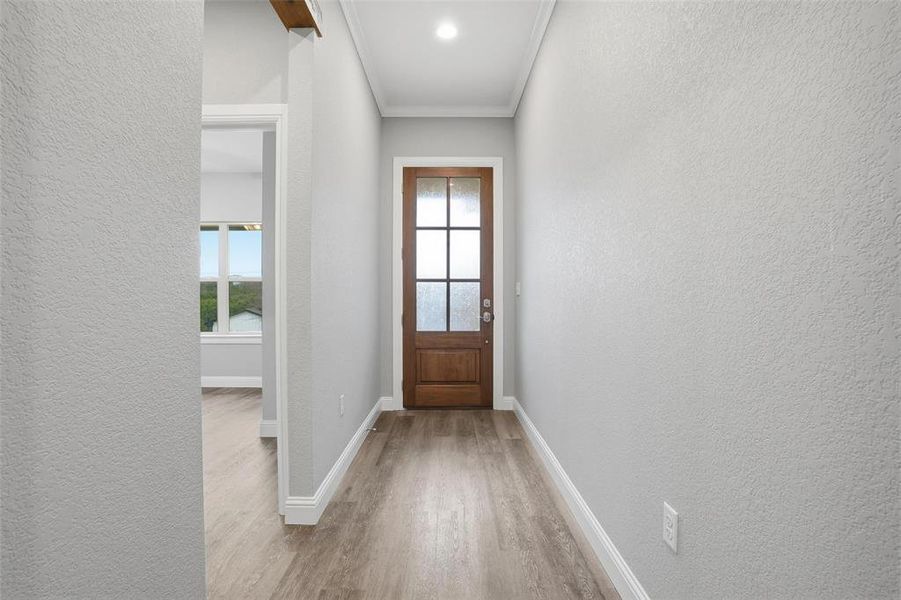 Spacious, unfurnished interior of a new home in , Granbury (Image 16).