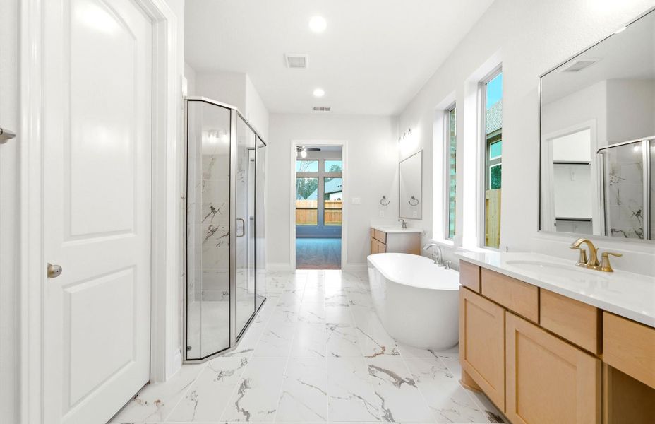 Furnished interior view inside a new home in The Highlands 55′, Porter (Image 14).