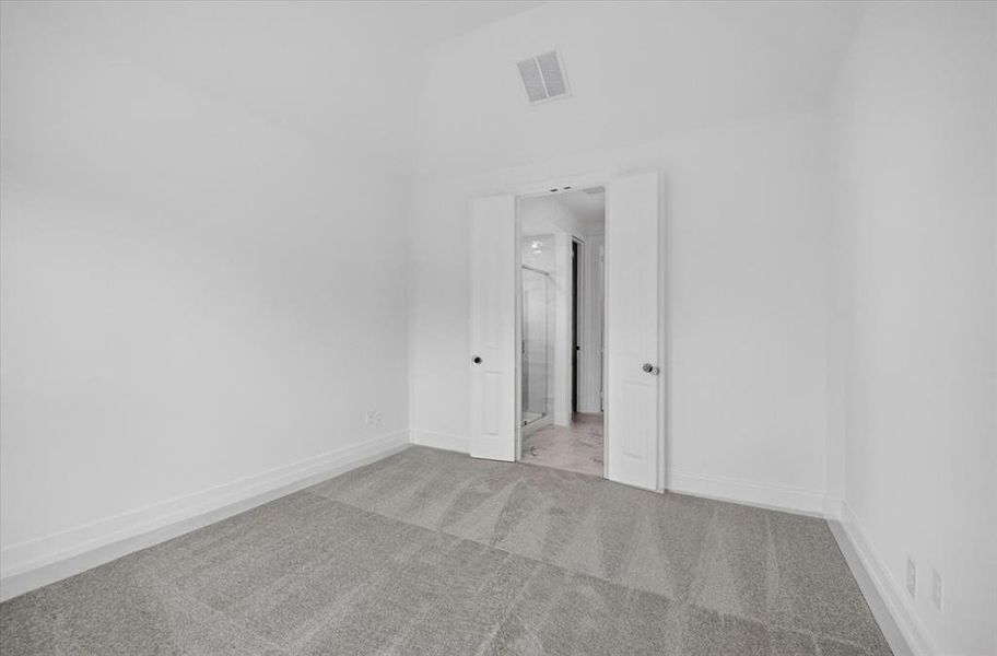 Spacious, unfurnished interior of a new home in Heritage Ranch, Sherman (Image 20). Spacious, unfurnished interior of a new home in Heritage Ranch, Sherman (Image 20).
