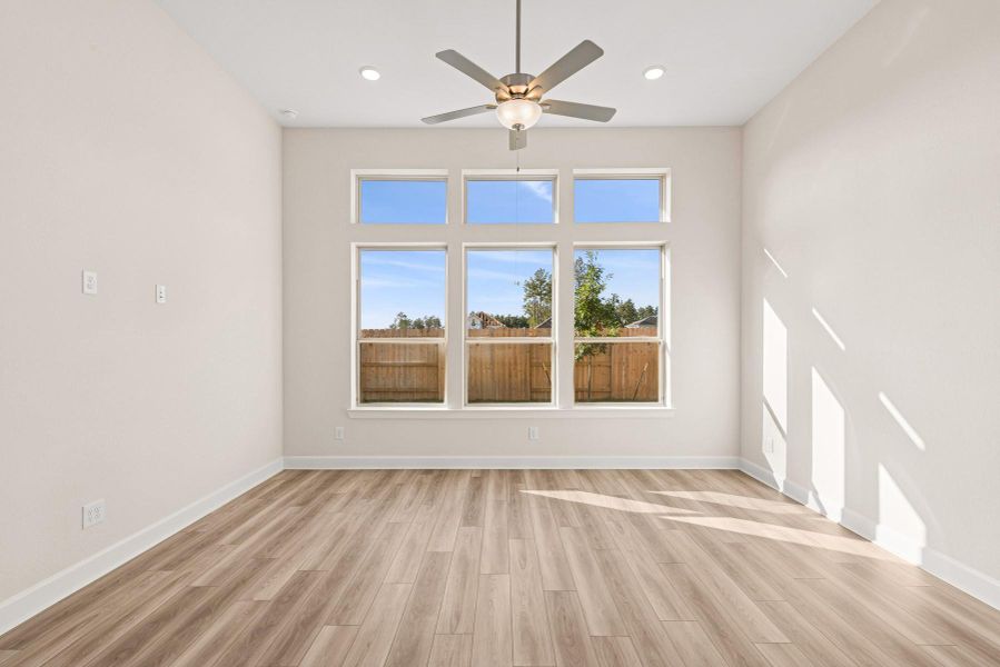 Spacious, unfurnished interior of a new home in ARTAVIA 45' Homesites, Conroe (Image 22). Spacious, unfurnished interior of a new home in ARTAVIA 45' Homesites, Conroe (Image 22).