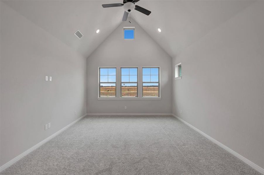Spacious, unfurnished interior of a new home in , Mesquite (Image 14).
