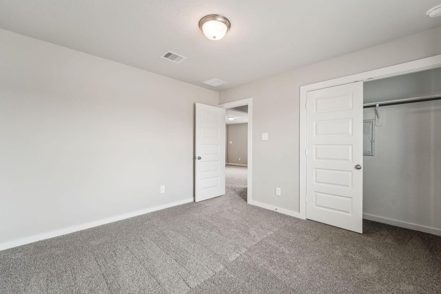 Photo is not of the actual home but is an inspirational photo of builder’s model home and may depict options, furnishings, and/or decorator features that are not included.