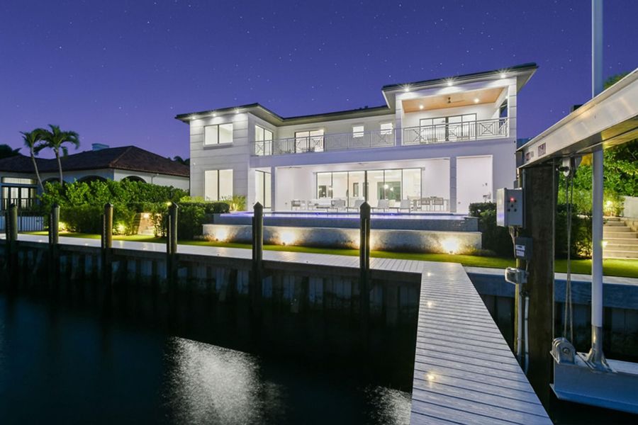 2408AzureCircle-Twilights(41)EDIT