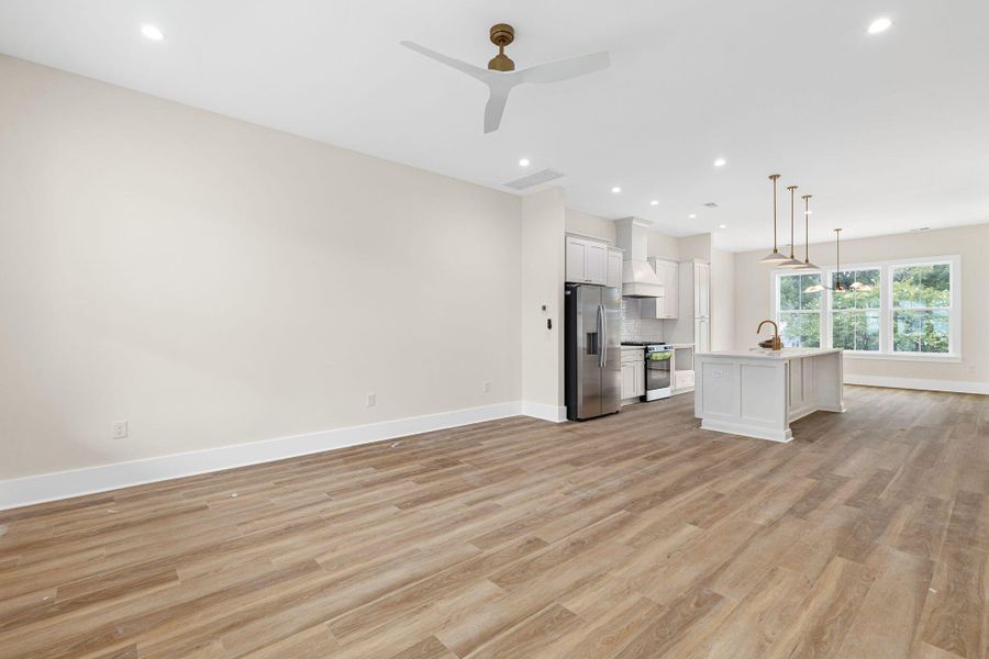 Spacious, unfurnished interior of a new home in , Mount Pleasant (Image 23).
