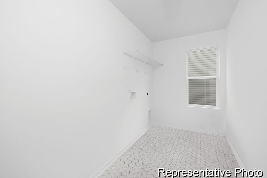 Spacious, unfurnished interior of a new home in Wheatfield Estates, Statesville (Image 18).