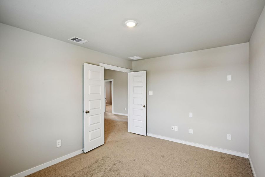 Photo is not of the actual home but is an inspirational photo of builder’s model home and may depict options, furnishings, and/or decorator features that are not included.