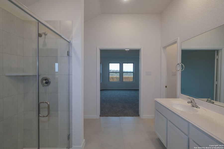 Image 29 of a home in Greenspoint Heights.