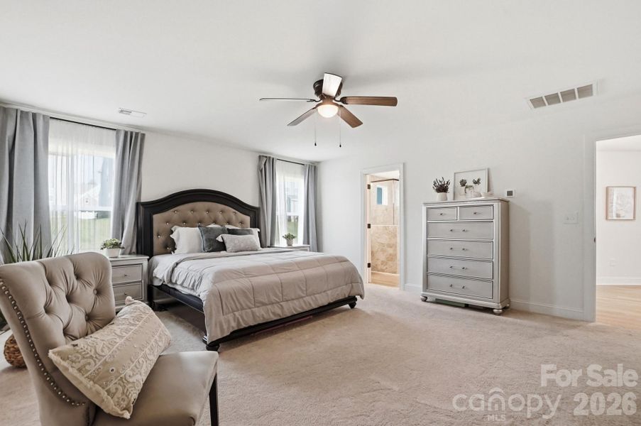 Furnished interior view inside a new home in Summerlin, Mooresville (Image 31).