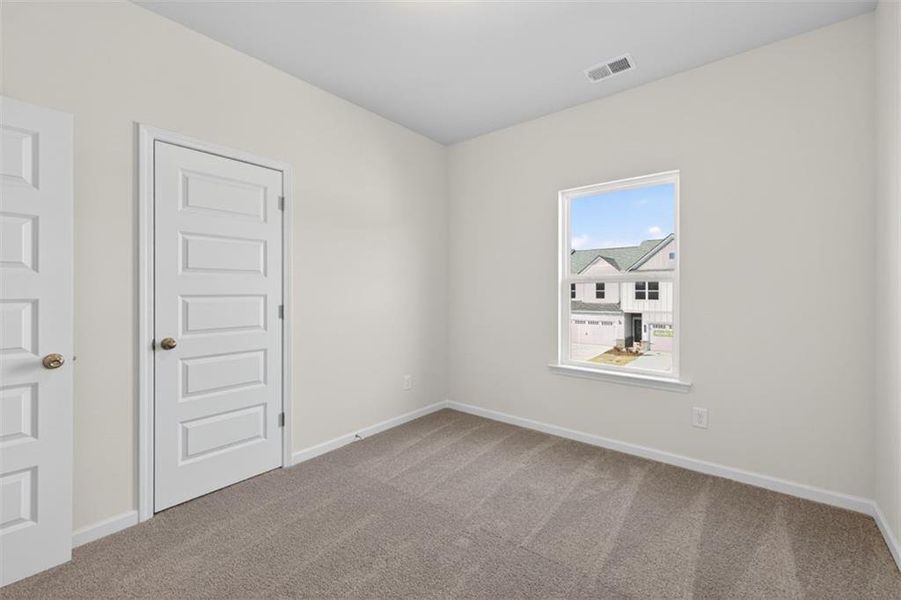 Spacious, unfurnished interior of a new home in Townes At The Stiles, Cartersville (Image 24).