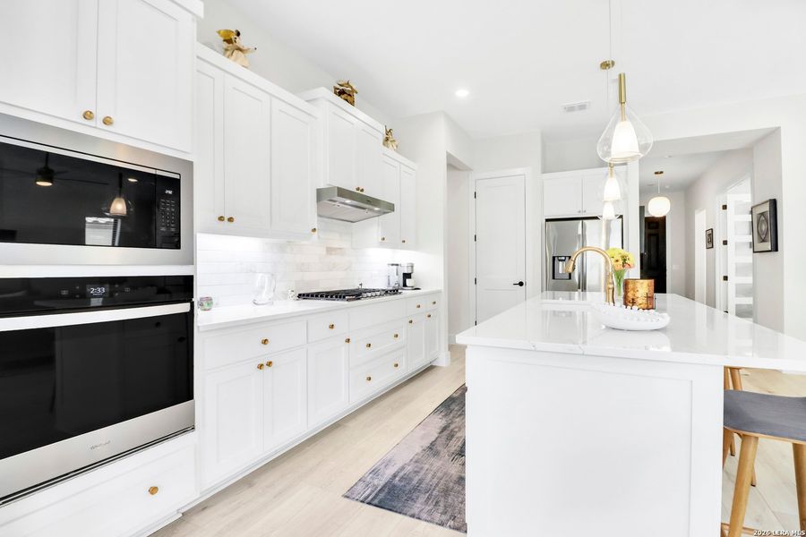 Furnished interior view inside a new home in Kissing Tree, San Marcos (Image 18).