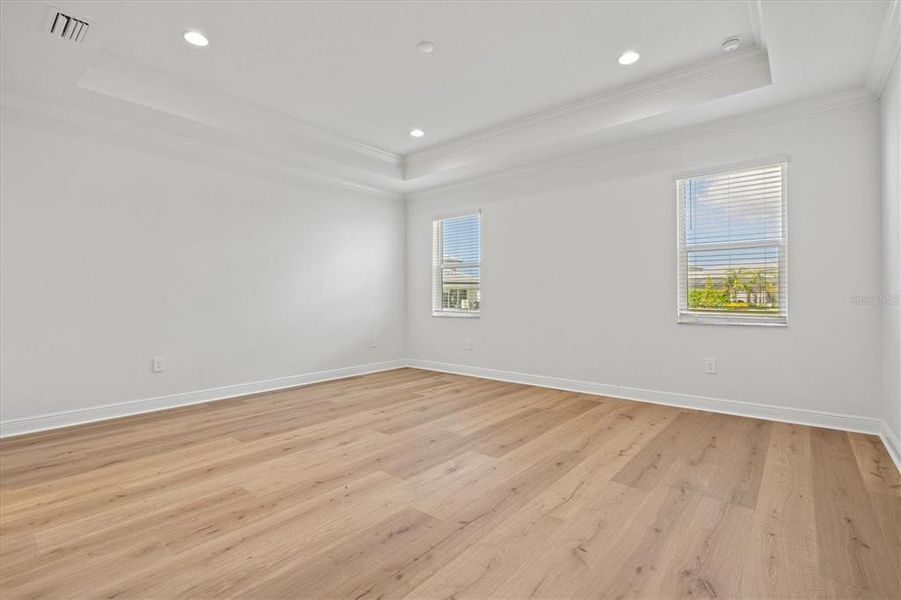 Spacious, unfurnished interior of a new home in Cassata Lakes, Nokomis (Image 43). Spacious, unfurnished interior of a new home in Cassata Lakes, Nokomis (Image 43).
