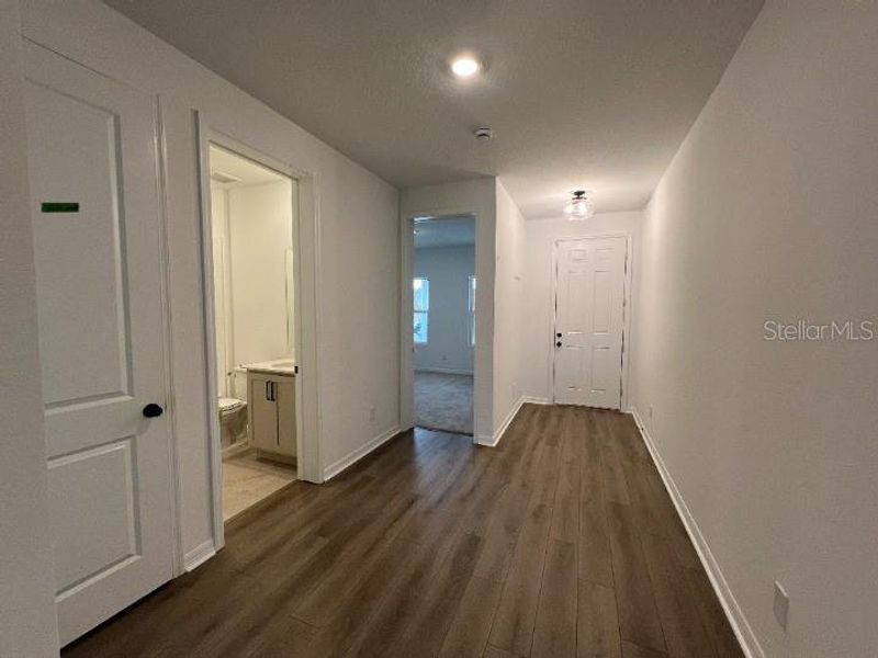 Spacious, unfurnished interior of a new home in , Kissimmee (Image 21).