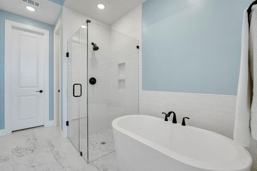 Furnished interior view inside a new home in , Midlothian (Image 10).