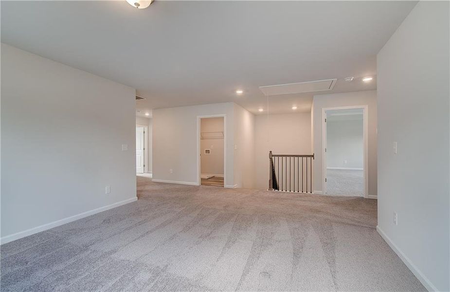 Spacious, unfurnished interior of a new home in Cooper Park, McDonough (Image 29).