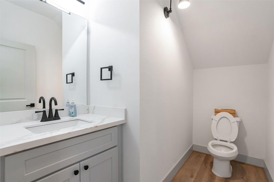 Furnished interior view inside a new home in Avenue Park, Houston (Image 7).