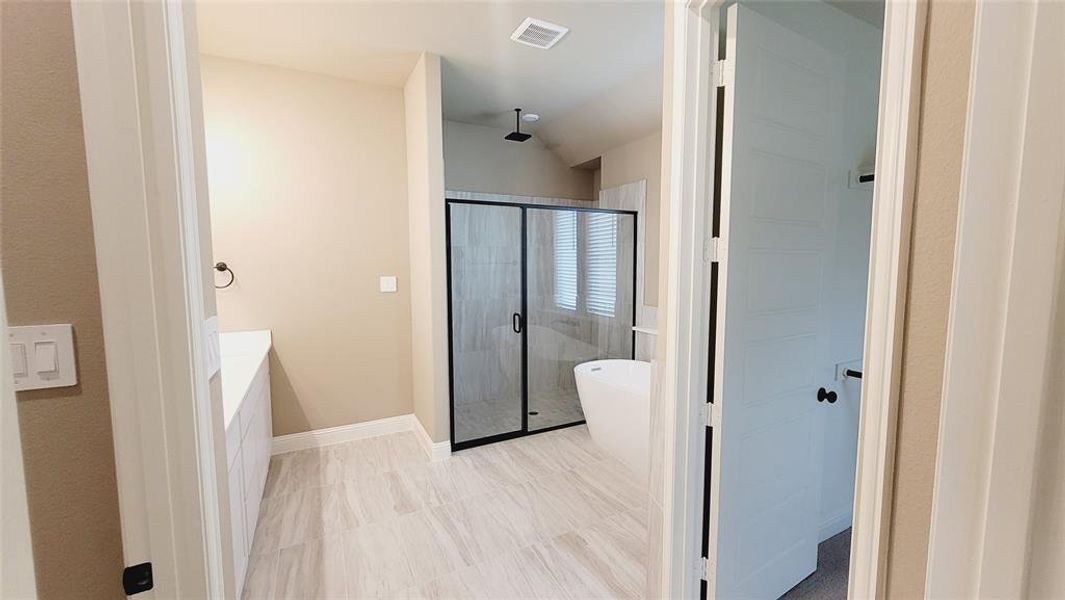 Image 33 of a home in .