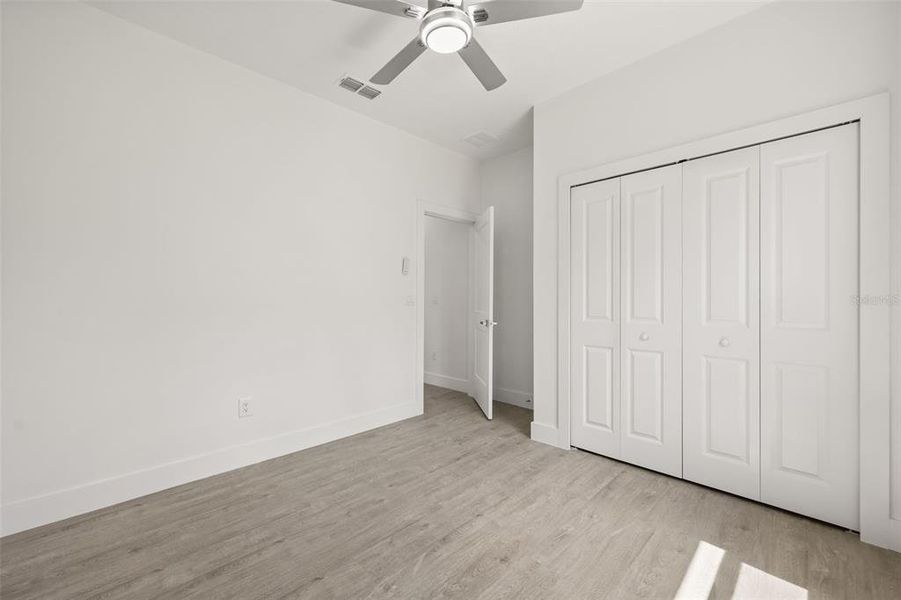 Spacious, unfurnished interior of a new home in , Palm Bay (Image 30).