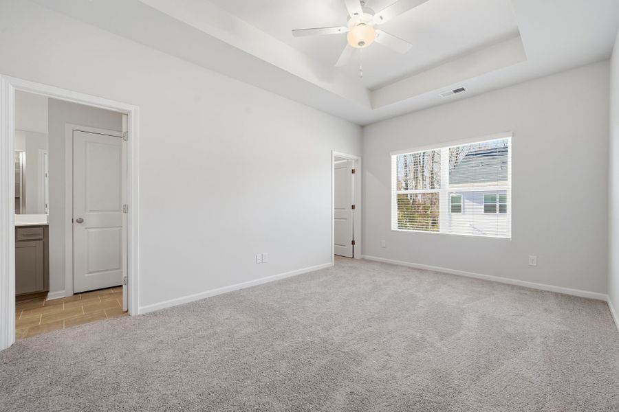 Spacious, unfurnished interior of a new home in Lakeview Village, Charlotte (Image 19). Spacious, unfurnished interior of a new home in Lakeview Village, Charlotte (Image 19).