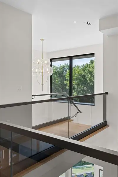 Image 52 of a home in .