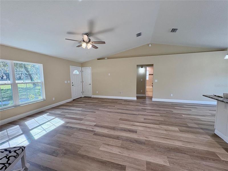 Spacious, unfurnished interior of a new home in , Summerfield (Image 32).