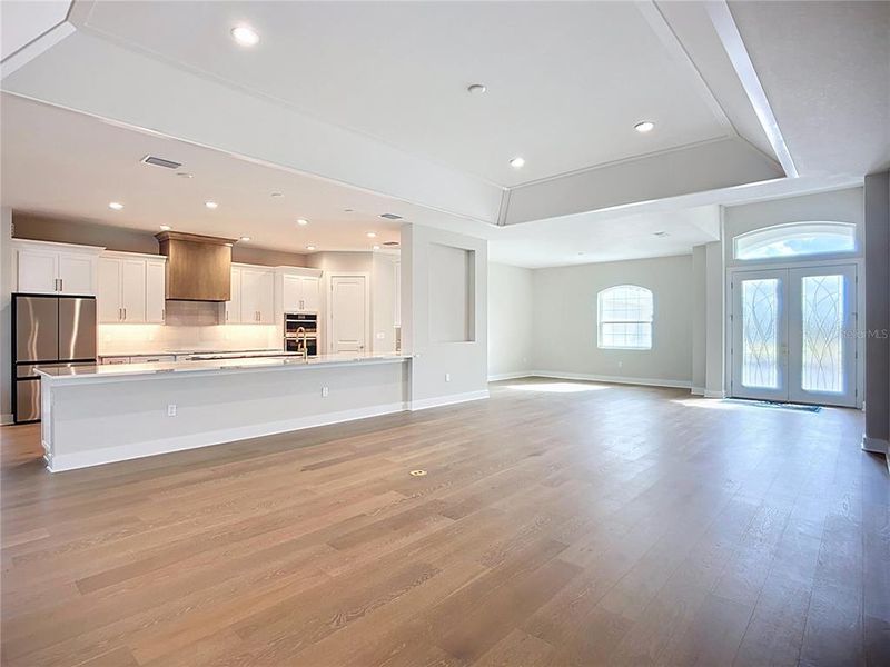Spacious, unfurnished interior of a new home in Hampton Lakes, Sarasota (Image 22). Spacious, unfurnished interior of a new home in Hampton Lakes, Sarasota (Image 22).