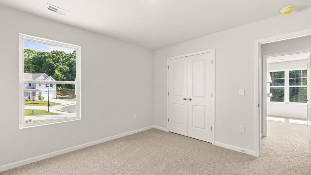 Spacious, unfurnished interior of a new home in Liberty Crossing, Braselton (Image 32).
