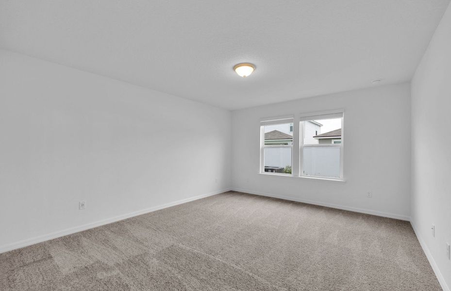 Spacious, unfurnished interior of a new home in Wells Landing, Jacksonville (Image 13).