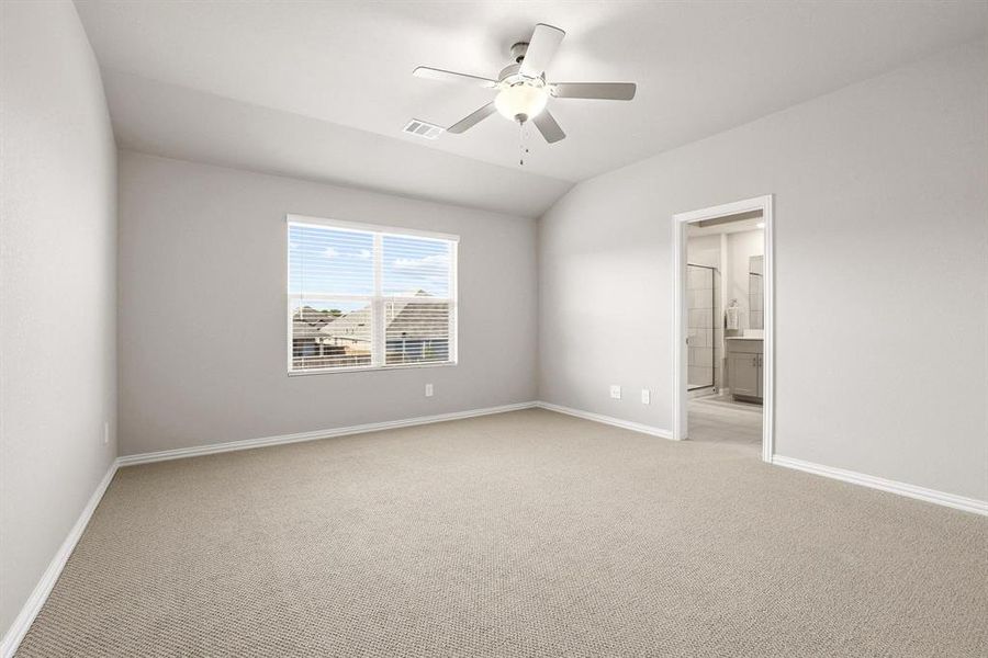 Spacious, unfurnished interior of a new home in Westmoor, Sherman (Image 29).