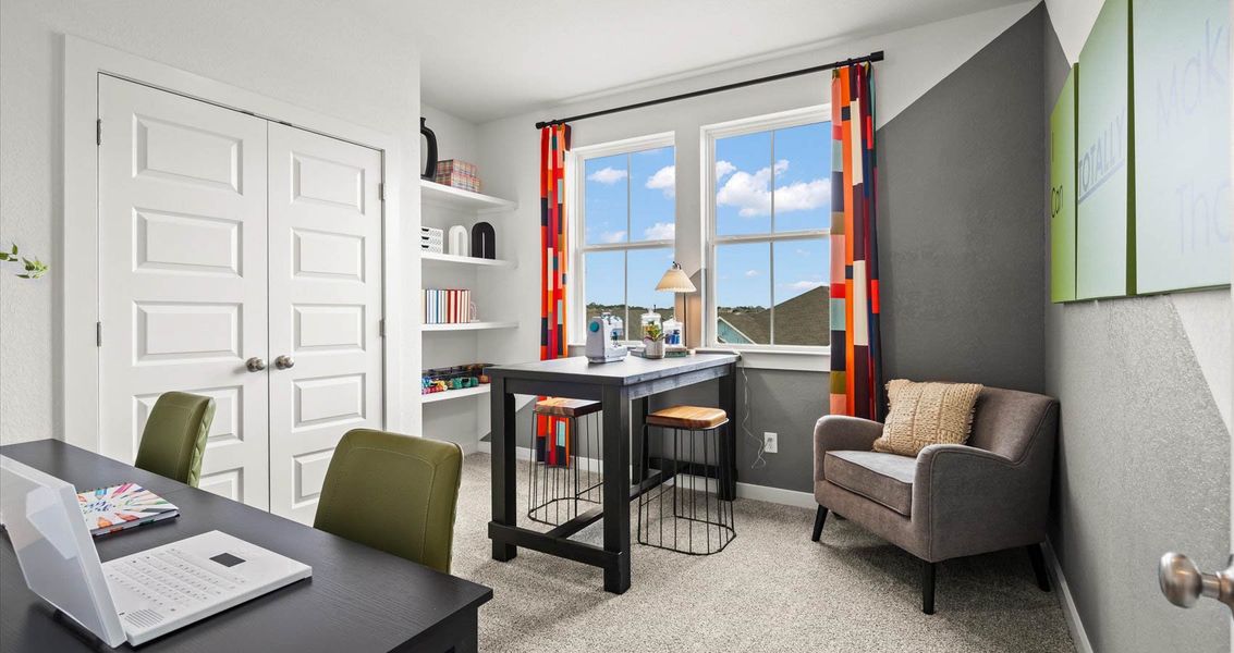 Furnished interior view inside a new home in Meyer Ranch, New Braunfels (Image 26).