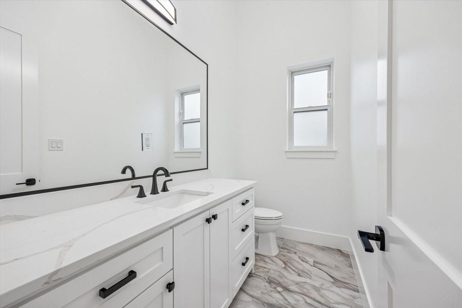 Furnished interior view inside a new home in , Bellaire (Image 29).