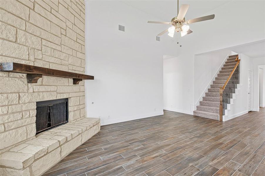 Spacious, unfurnished interior of a new home in Stone River Glen, Royse City (Image 32). Spacious, unfurnished interior of a new home in Stone River Glen, Royse City (Image 32).
