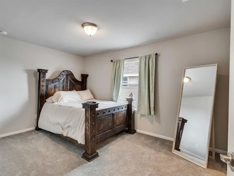 Furnished interior view inside a new home in Park Lakes East, Humble (Image 11). Furnished interior view inside a new home in Park Lakes East, Humble (Image 11).