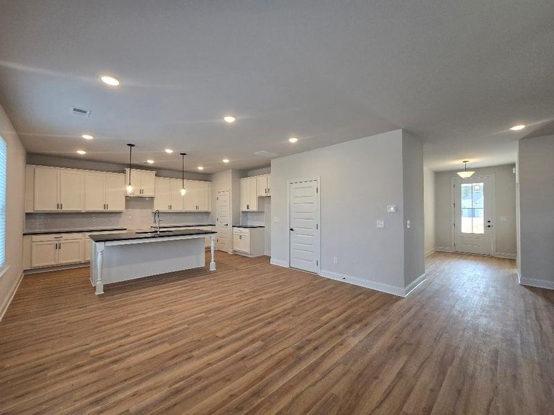 Spacious, unfurnished interior of a new home in Waters Edge, Mansfield (Image 19).