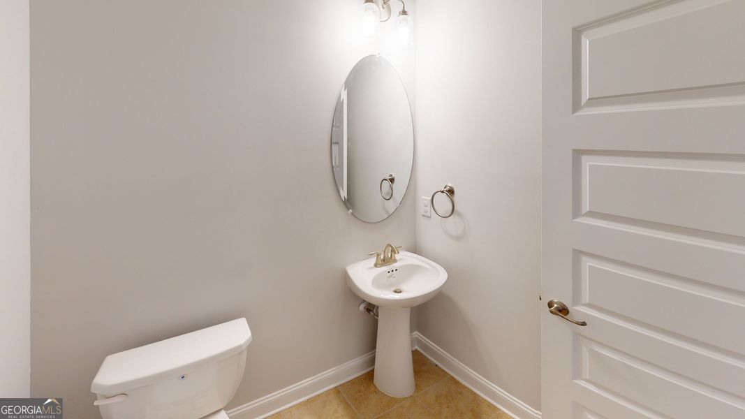 Furnished interior view inside a new home in Holliday Pass, Griffin (Image 6).