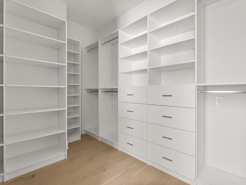 Image 77 of a home in .